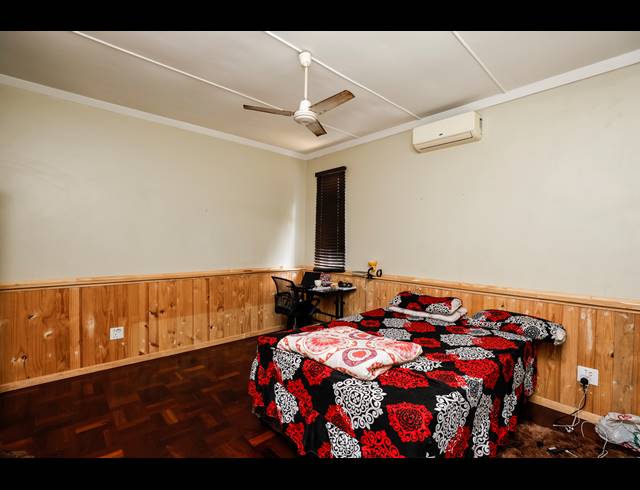 2.5 BEDROOM APARTMENT FOR SALE IN GLENWOOD
